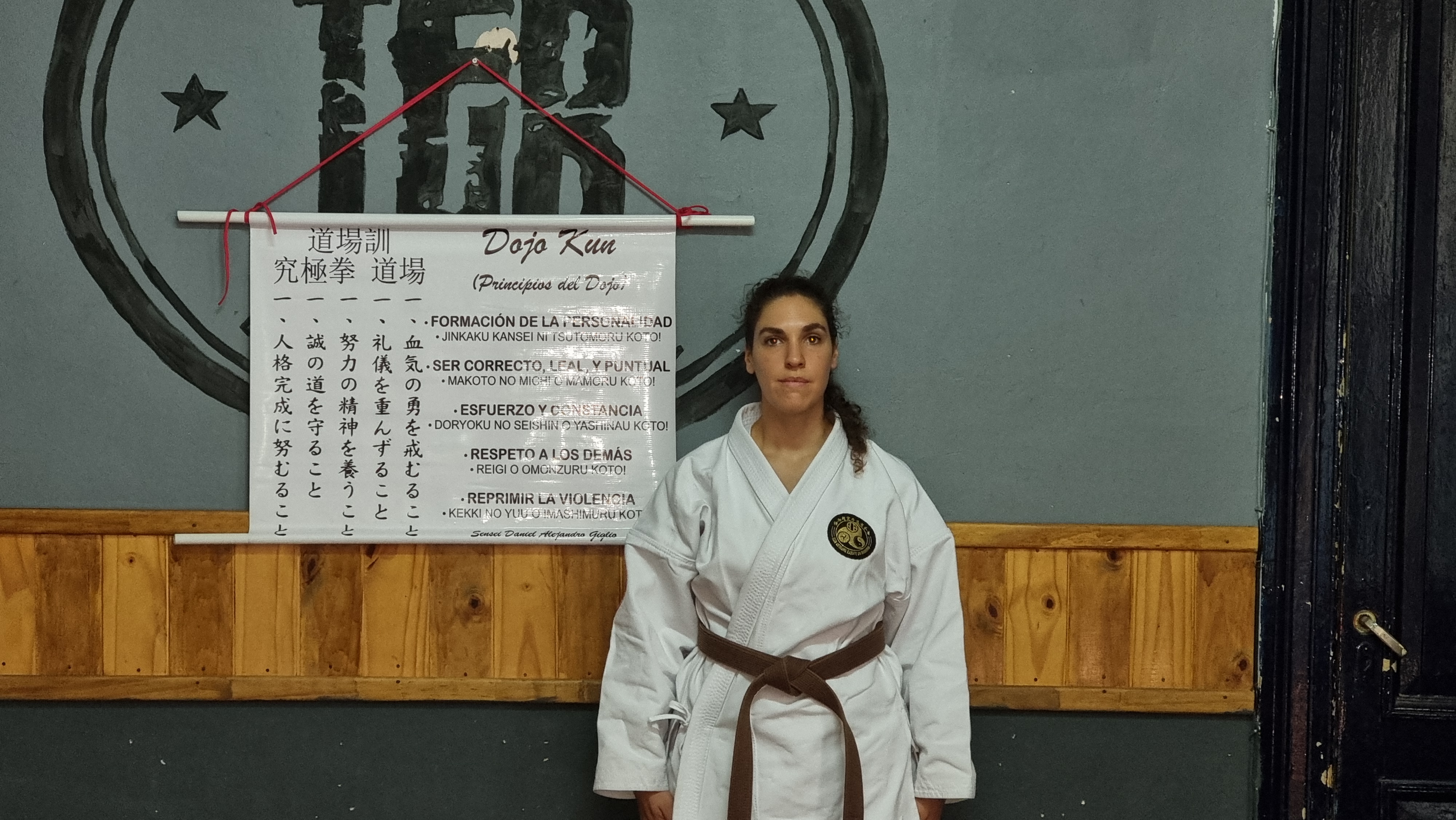 Dojo Kun de Kyuukyoku Ken Dojo y la Seito Antonela Diaz